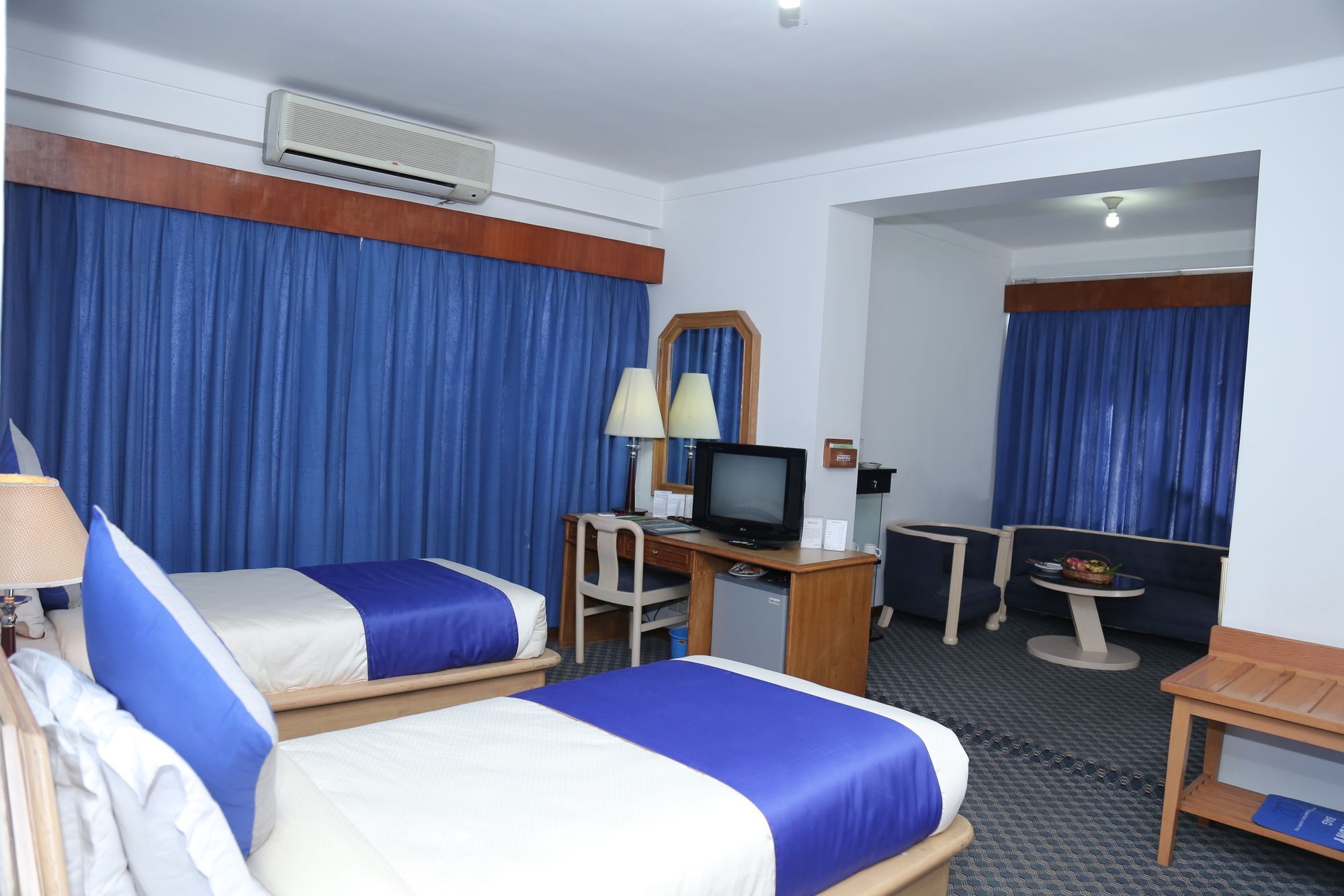 Lalitpur Hotel Clarion Jawalakhel מראה חיצוני תמונה